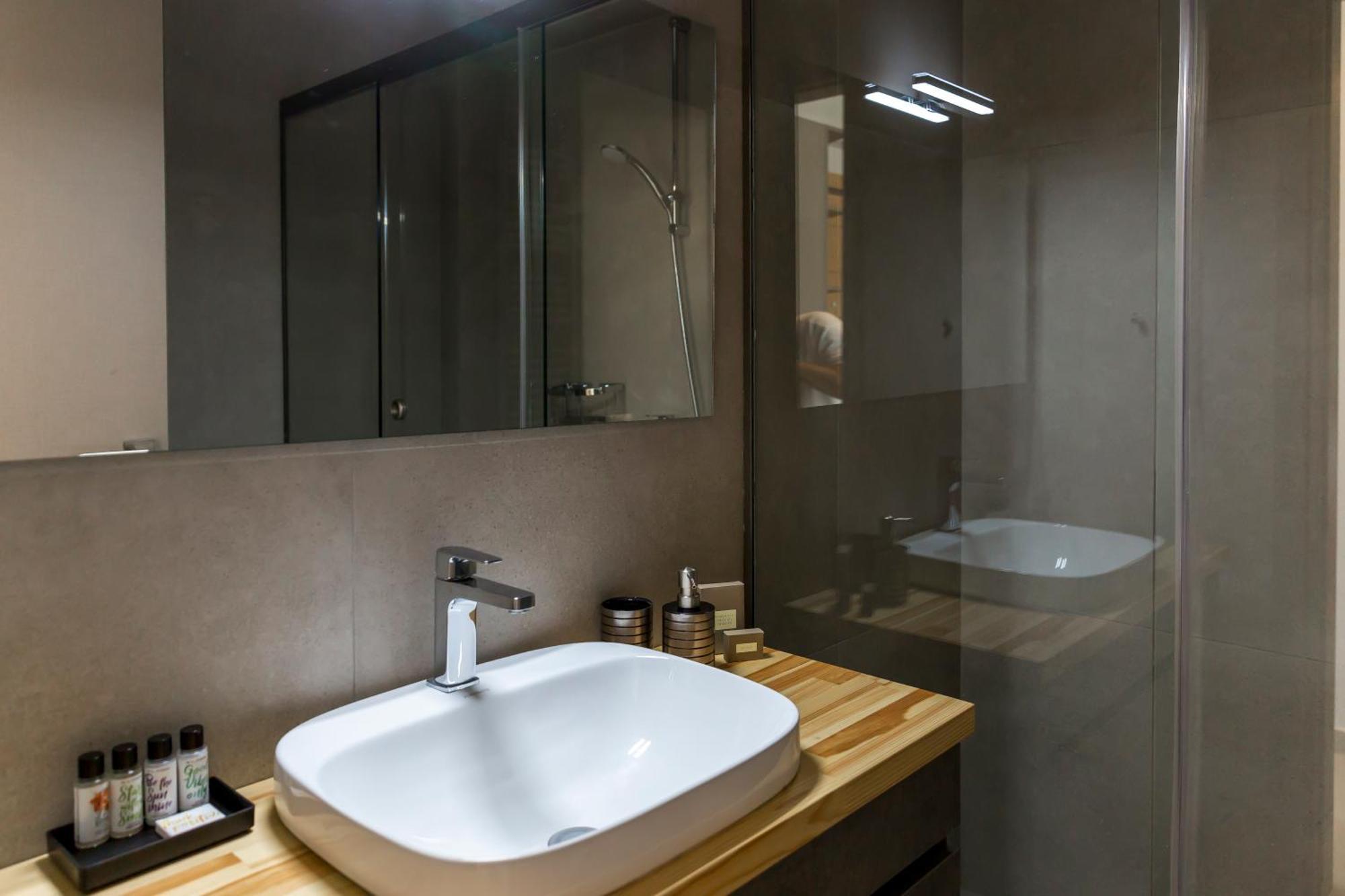Cubes Living Athens Goudi Apartment Exterior photo