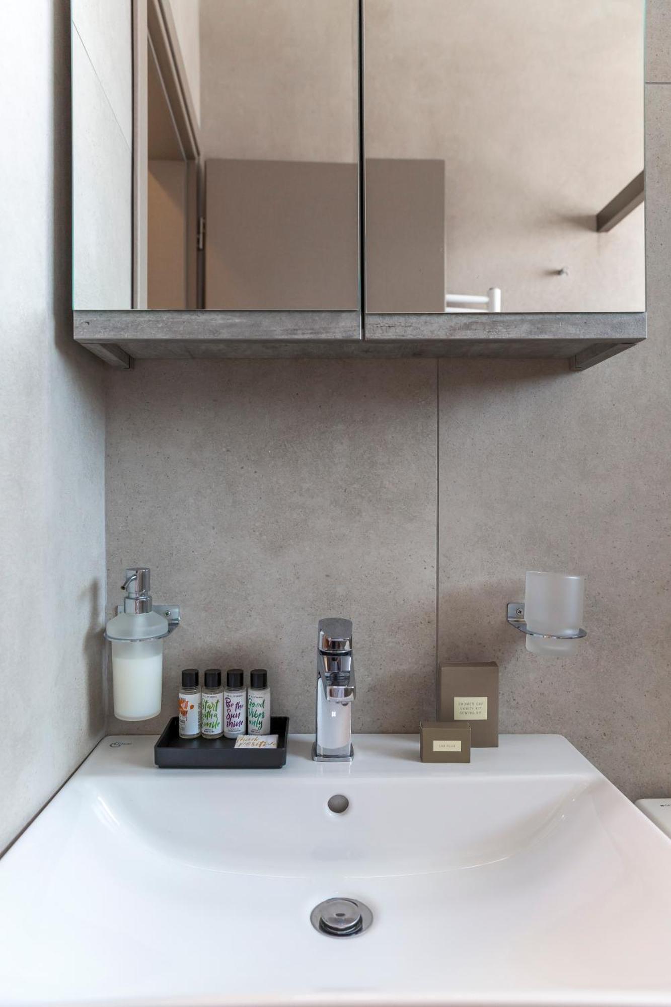 Cubes Living Athens Goudi Apartment Exterior photo